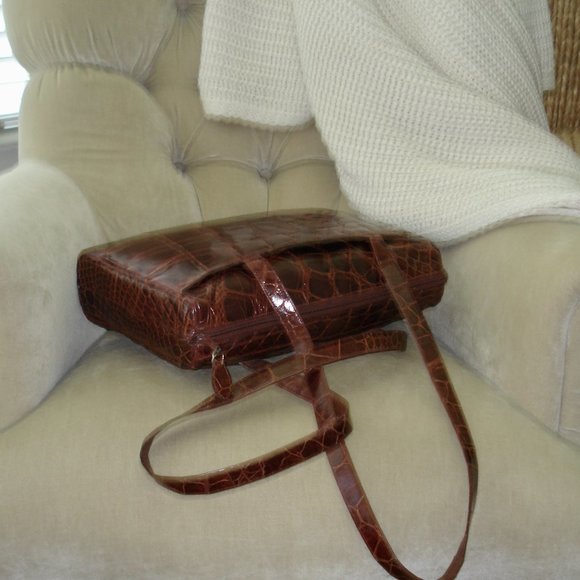 VTG Auth. TITTI DELL' ACQUA by MAXIMA Genuine Alligator Satchel Bag - Picture 4 of 8